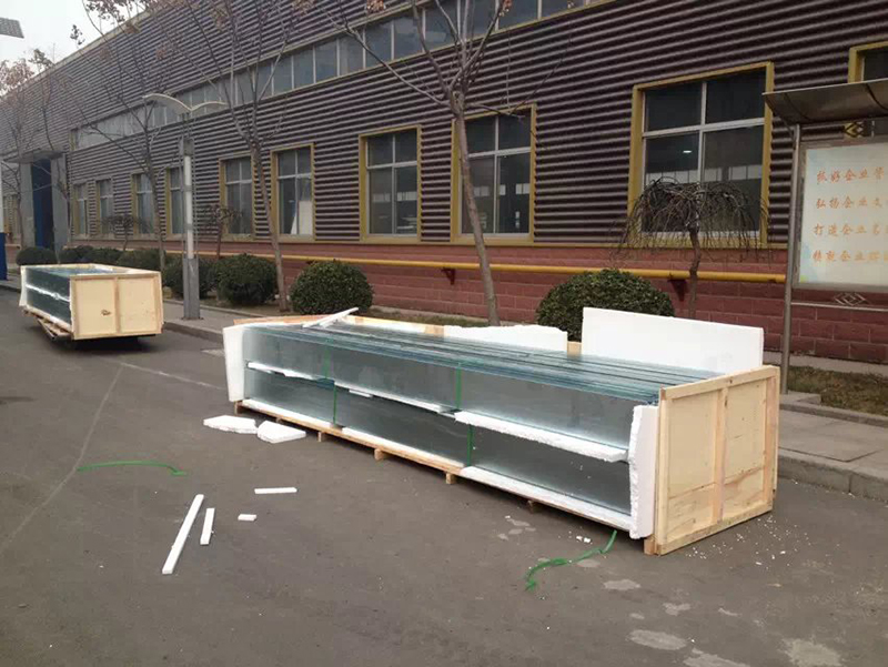 1548603407527965.jpg 出口秘魯裝車現(xiàn)場(chǎng)06.jpg